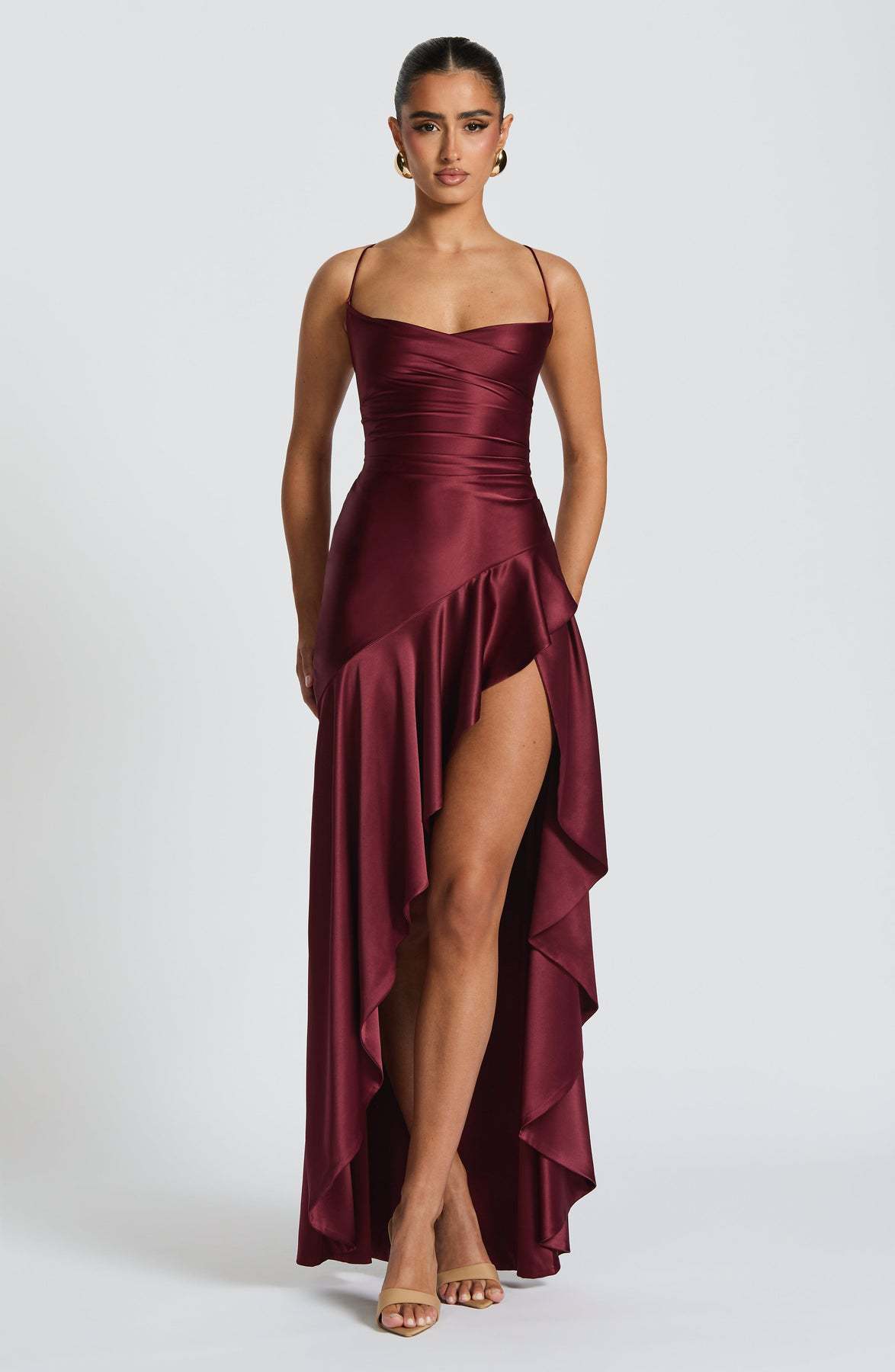 Elegantes Abendkleid – Rückenfrei mit Schlitz