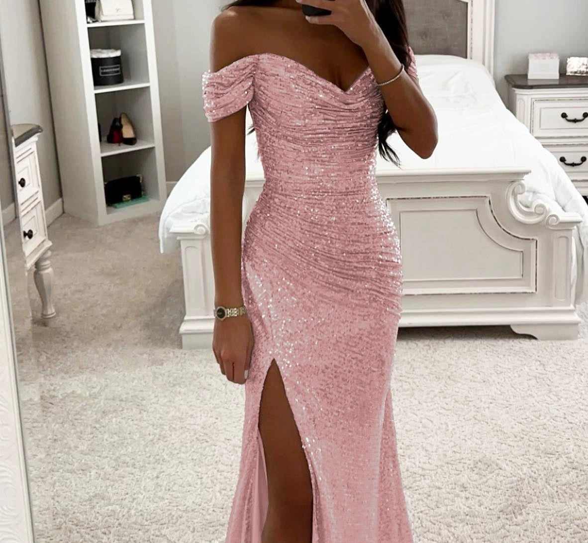 Elegantes Abendkleid -schulterfrei mit Pailletten