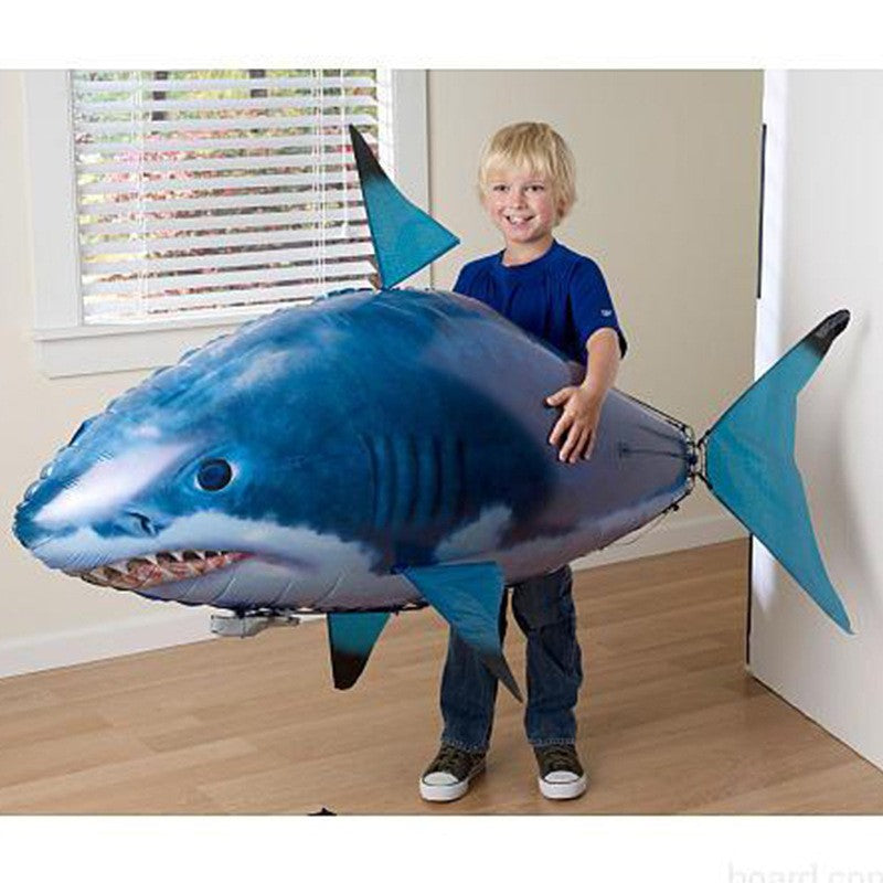 Remote Control Shark Toy – Ferngesteuerter fliegender Hai mit Infrarot