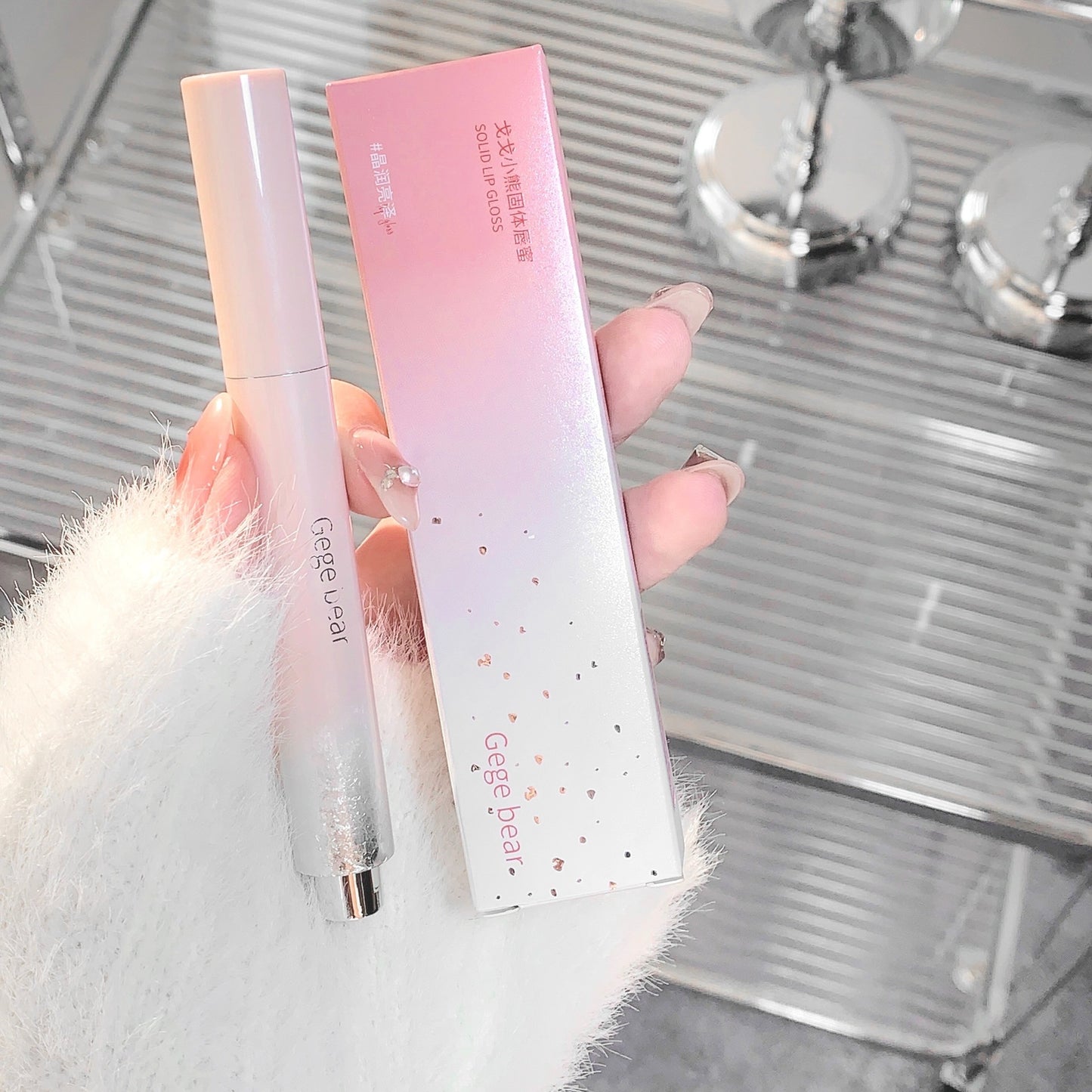 Solid Lip Gloss Water Light Mirror Press Lipstick