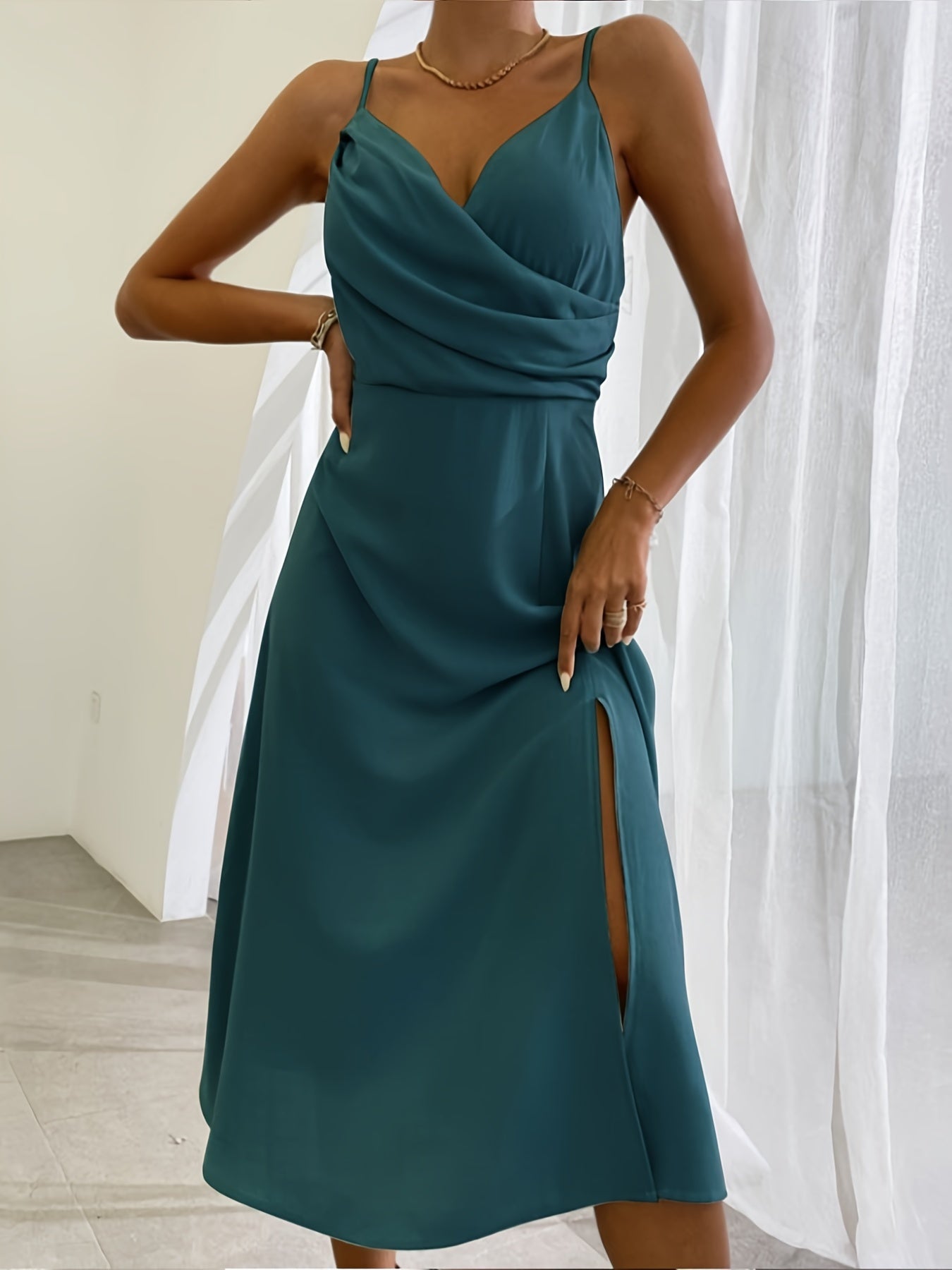 Damen Sommerkleid mit Schlitz & Trägern