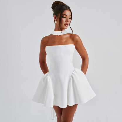 Kurzes Abendkleid-Choker